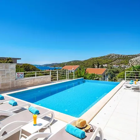 High Life Villa *